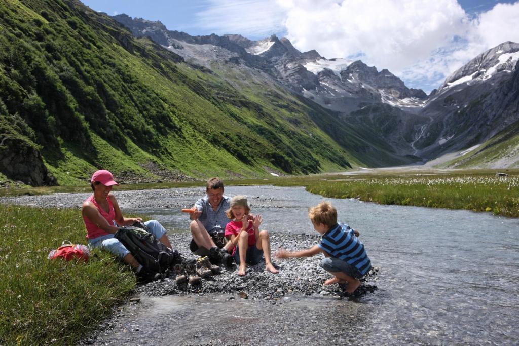 Familienhotel Alpina Breíl Esterno foto